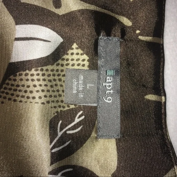 3/$21 Apt. 9 Short Sleeve Top - Picture 5 of 7